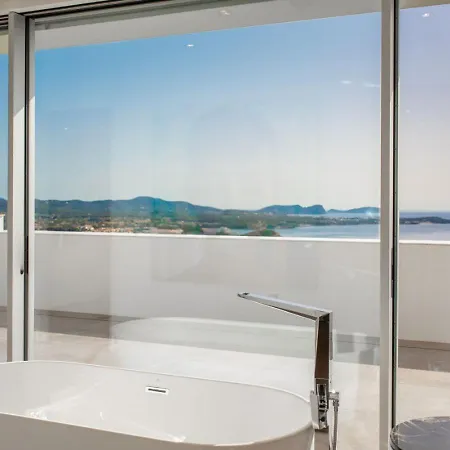 Altavista With Infinity Pool And Views Villa Santa Eulària des Riu